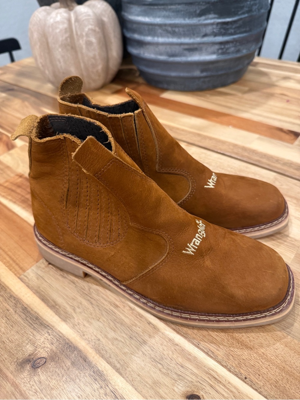 Wrangler Men's Brown Suede Chukka Chelsea Boots